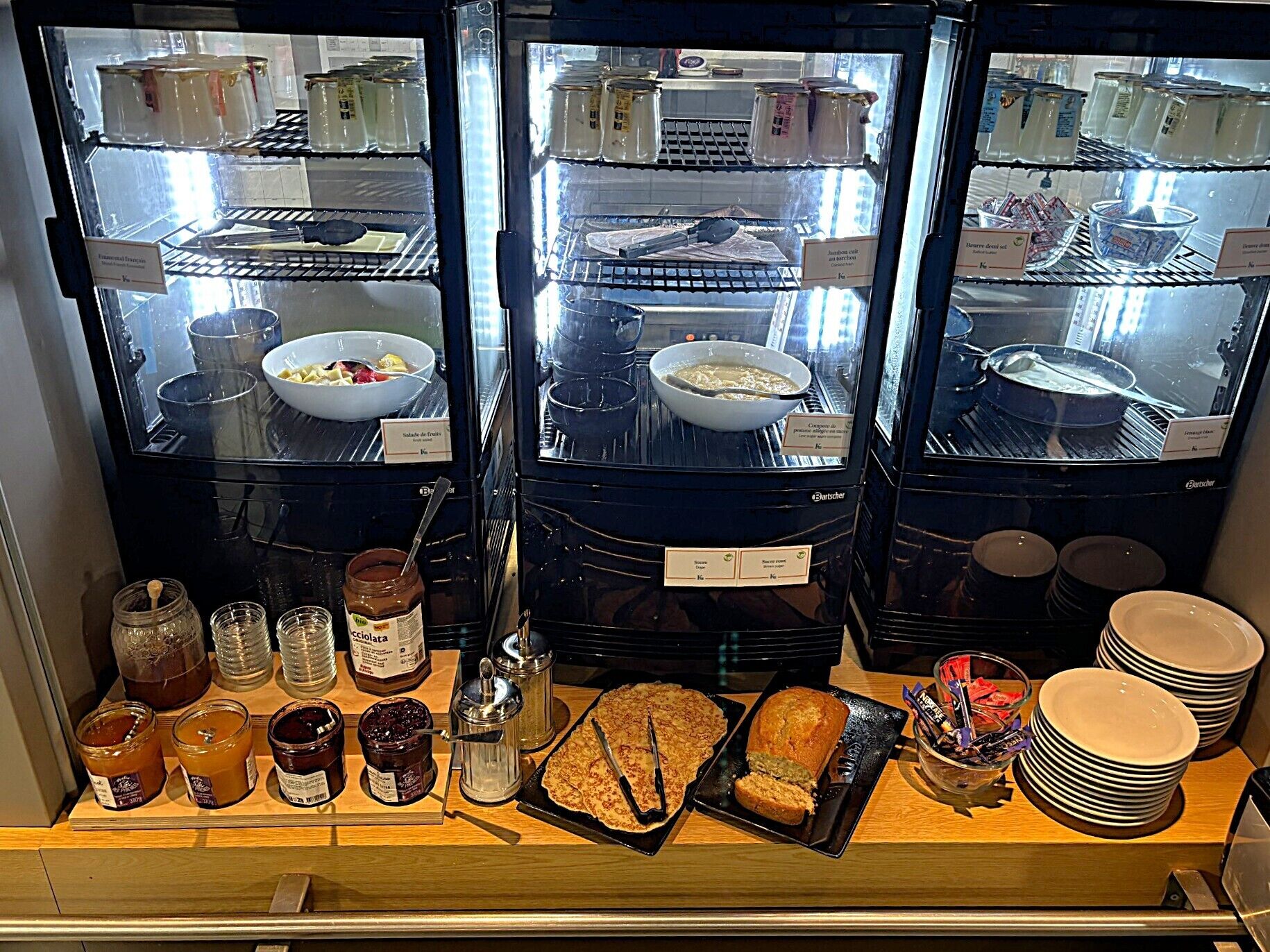 Petit déjeuner buffet servi tous les jours en supplément