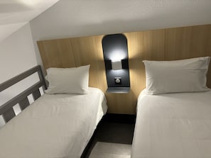 Family Room, Multiple Beds