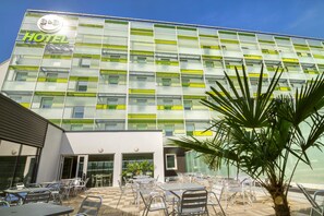 Exterior - B&B HOTEL Lyon Sud Etats-Unis (Venissieux)