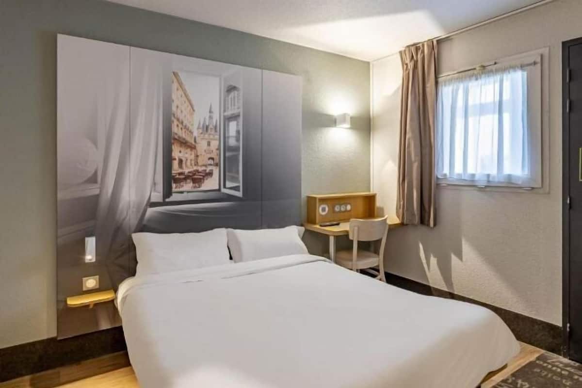 Sengetøy av topp kvalitet, skrivebord og lydisolert