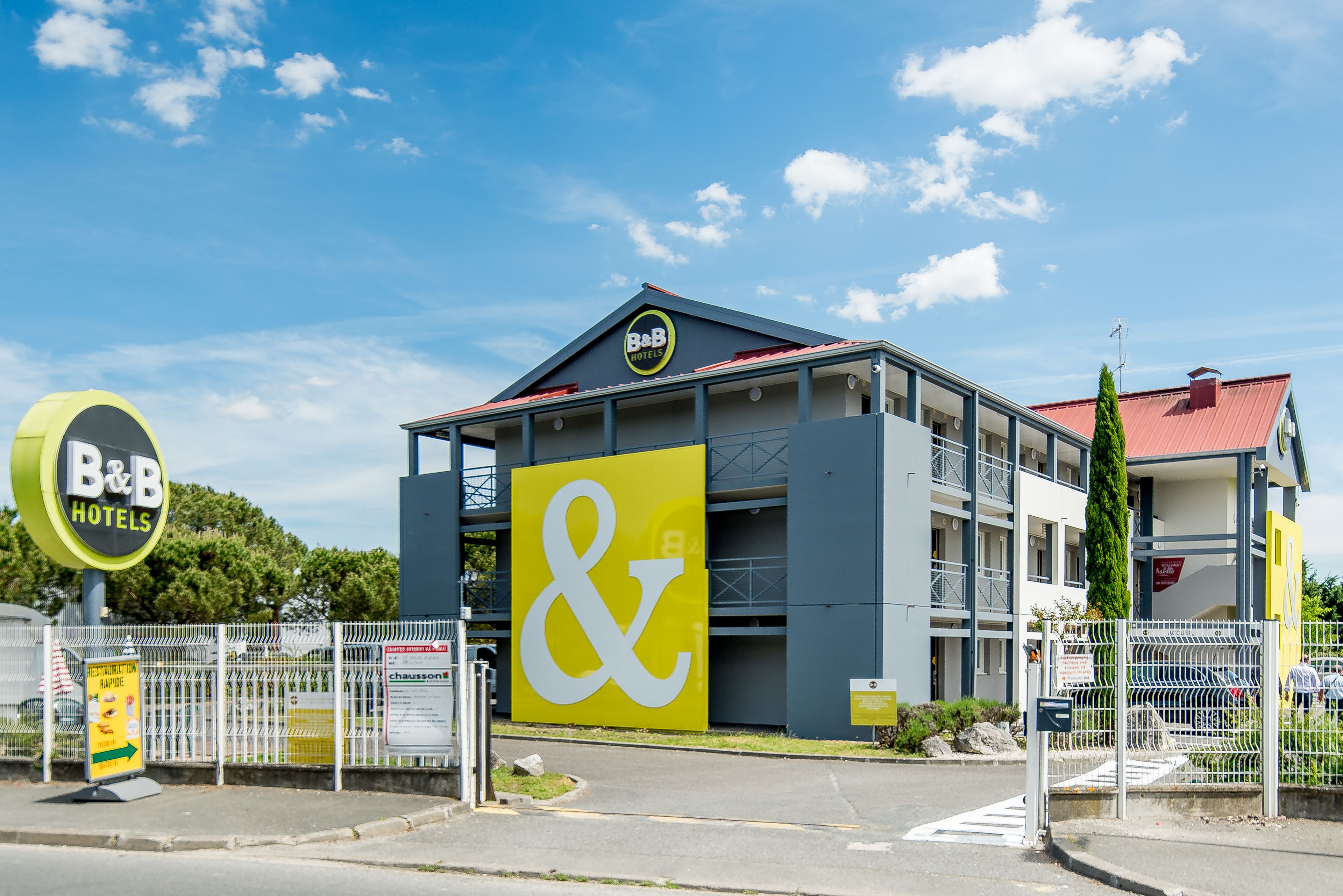 Foto - B&B HOTEL Bordeaux Mérignac Hôtel de Ville