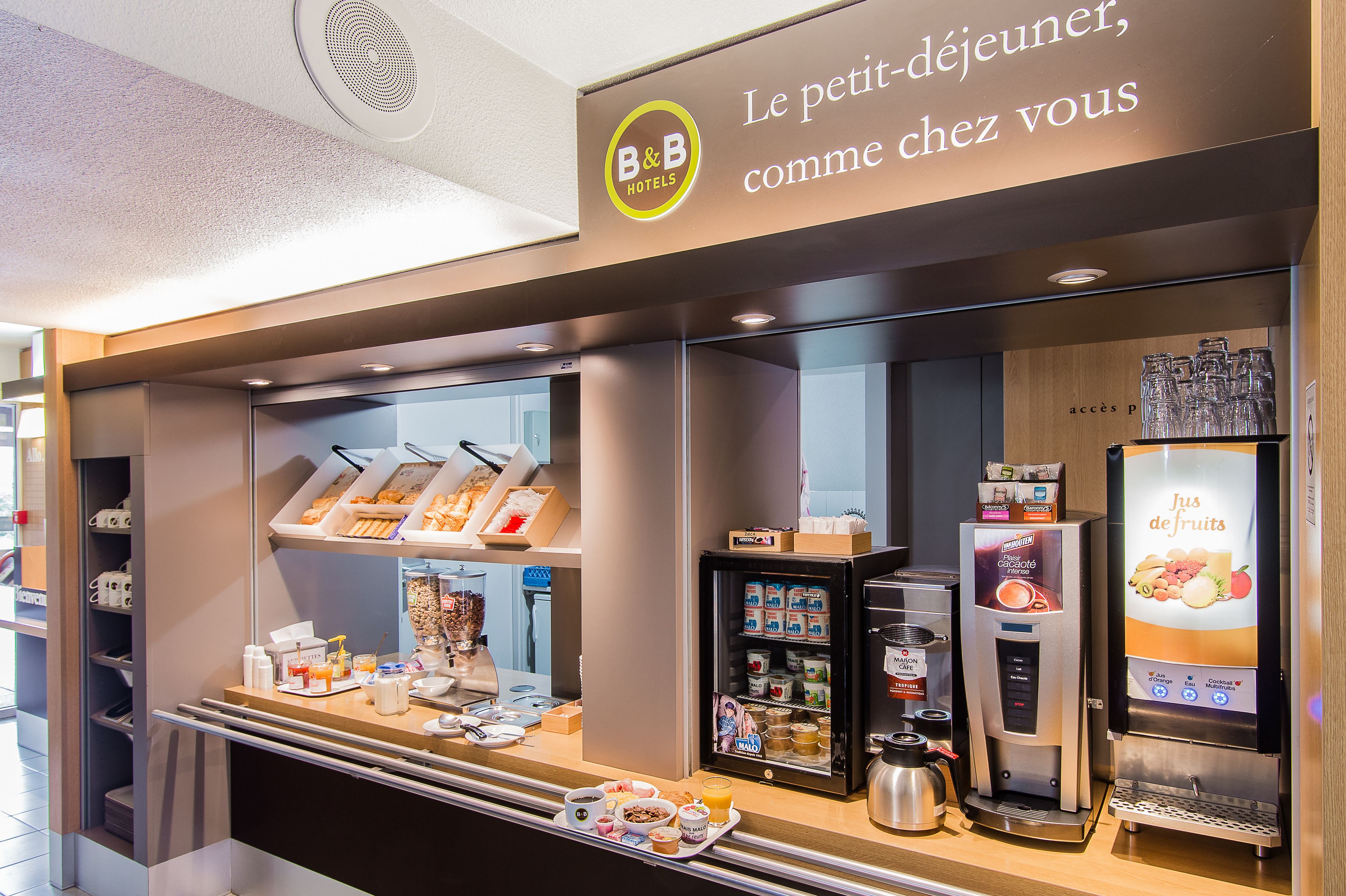 Foto - B&B HOTEL Bordeaux Mérignac Hôtel de Ville