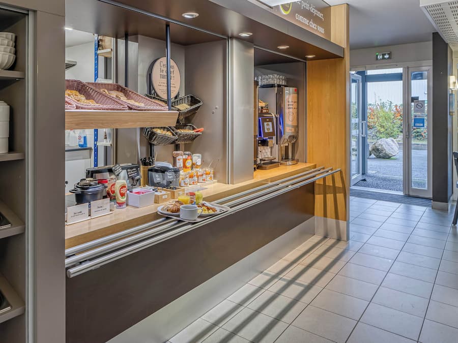 Café da manhã com buffet todos os dias mediante uma taxa