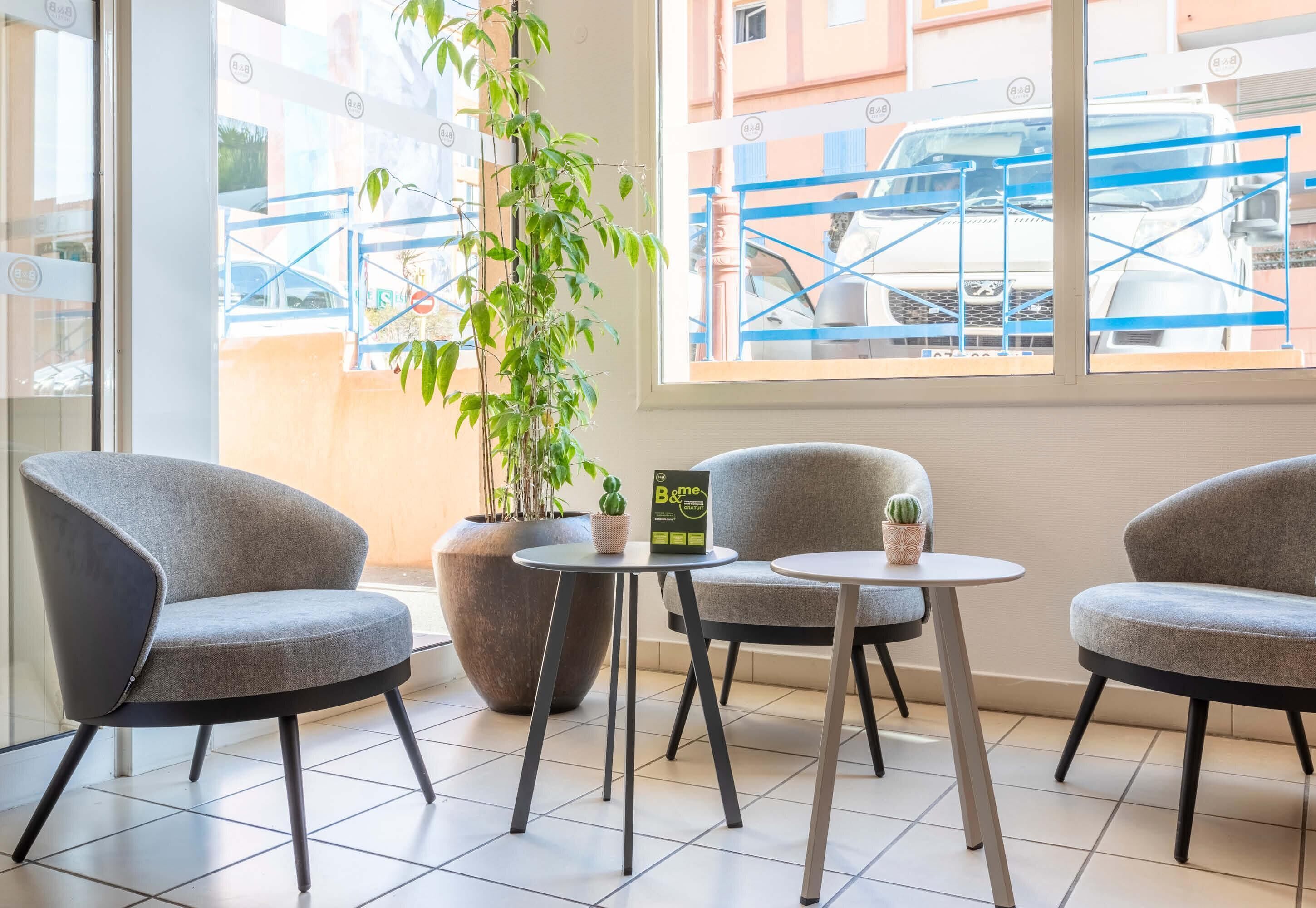 Foto - B&B HOTEL Martigues Port-de-Bouc