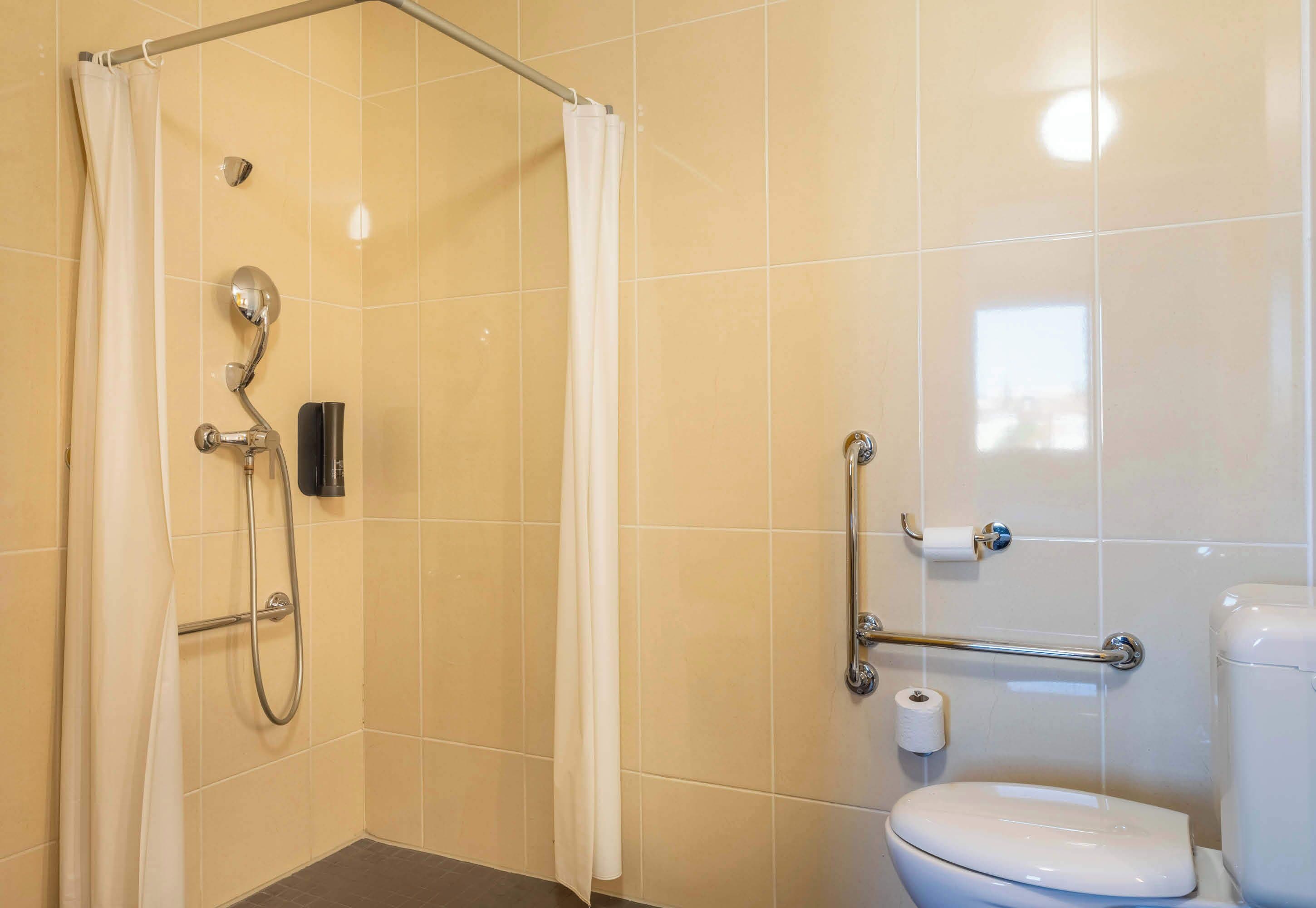 Photo - B&B HOTEL Martigues Port-de-Bouc