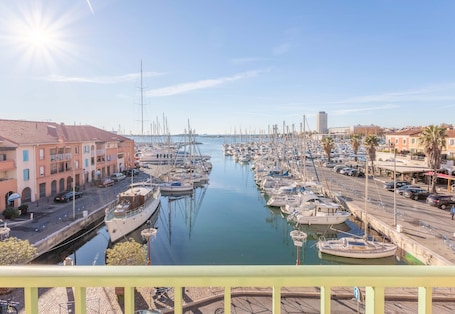 B&B HOTEL Martigues Port-de-Bouc