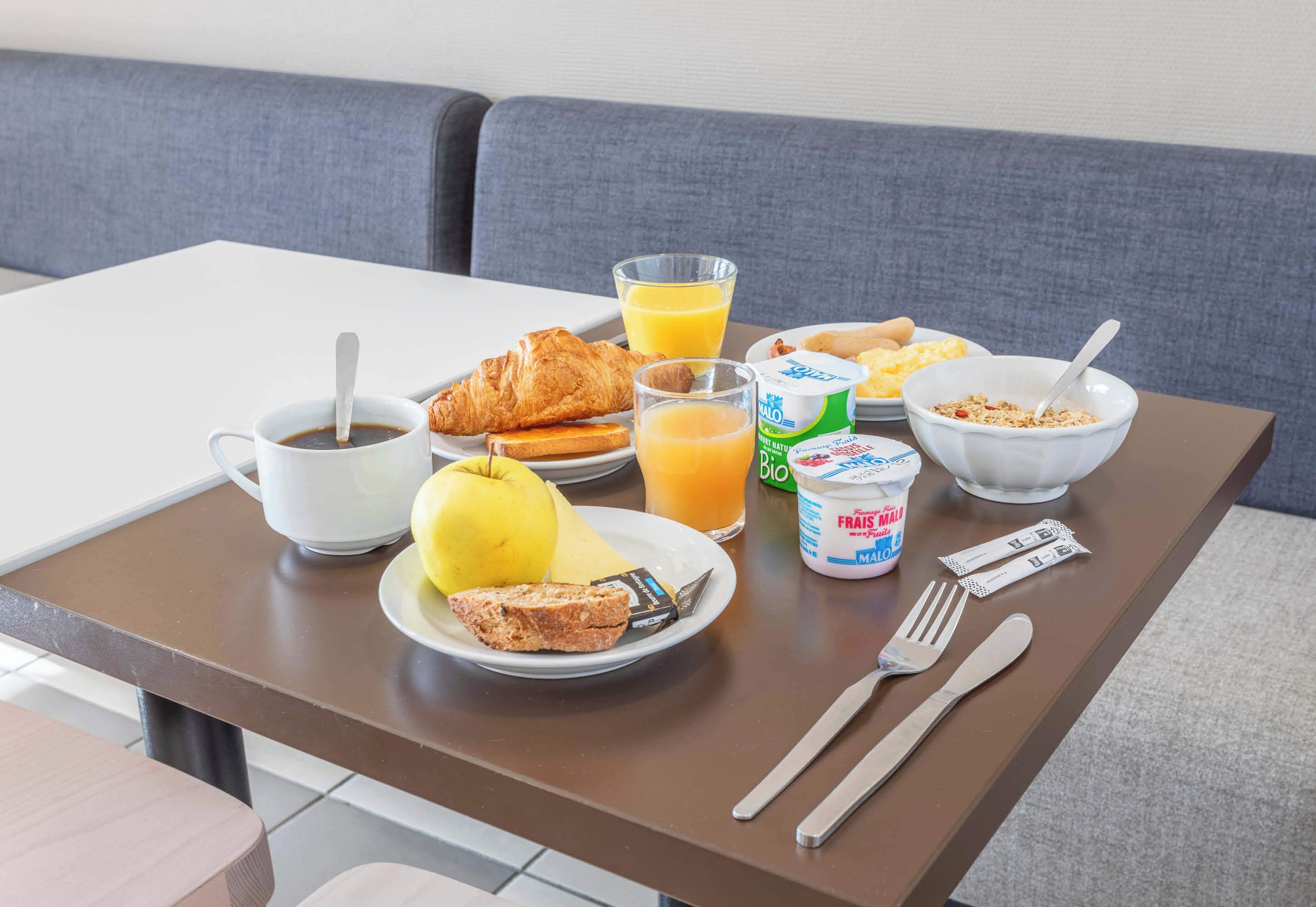 Foto - B&B HOTEL Martigues Port-de-Bouc
