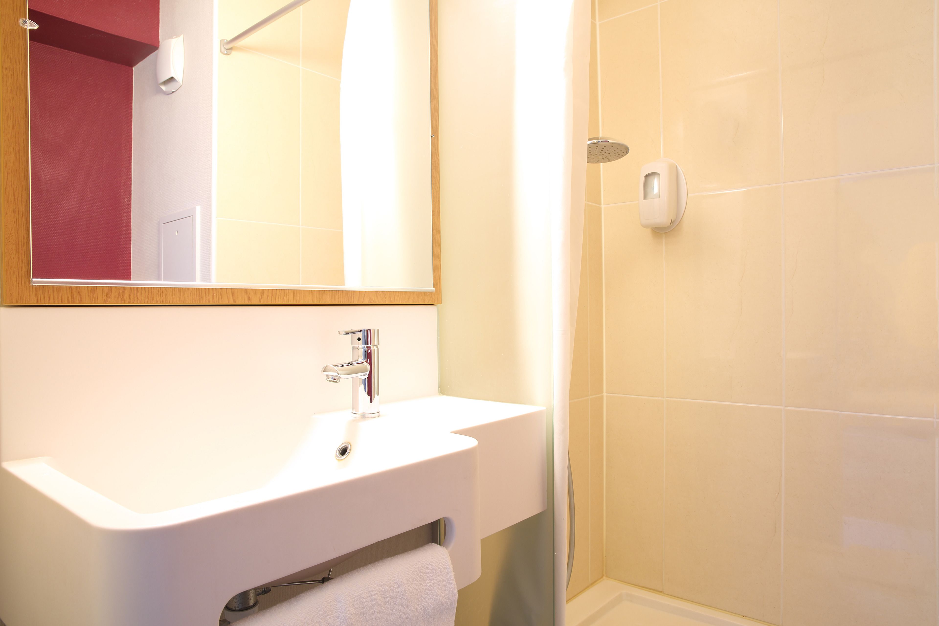 Photo - B&B HOTEL Martigues Port-de-Bouc