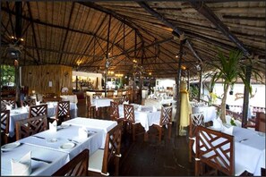 每日供應英式早餐 (�每人 THB300)