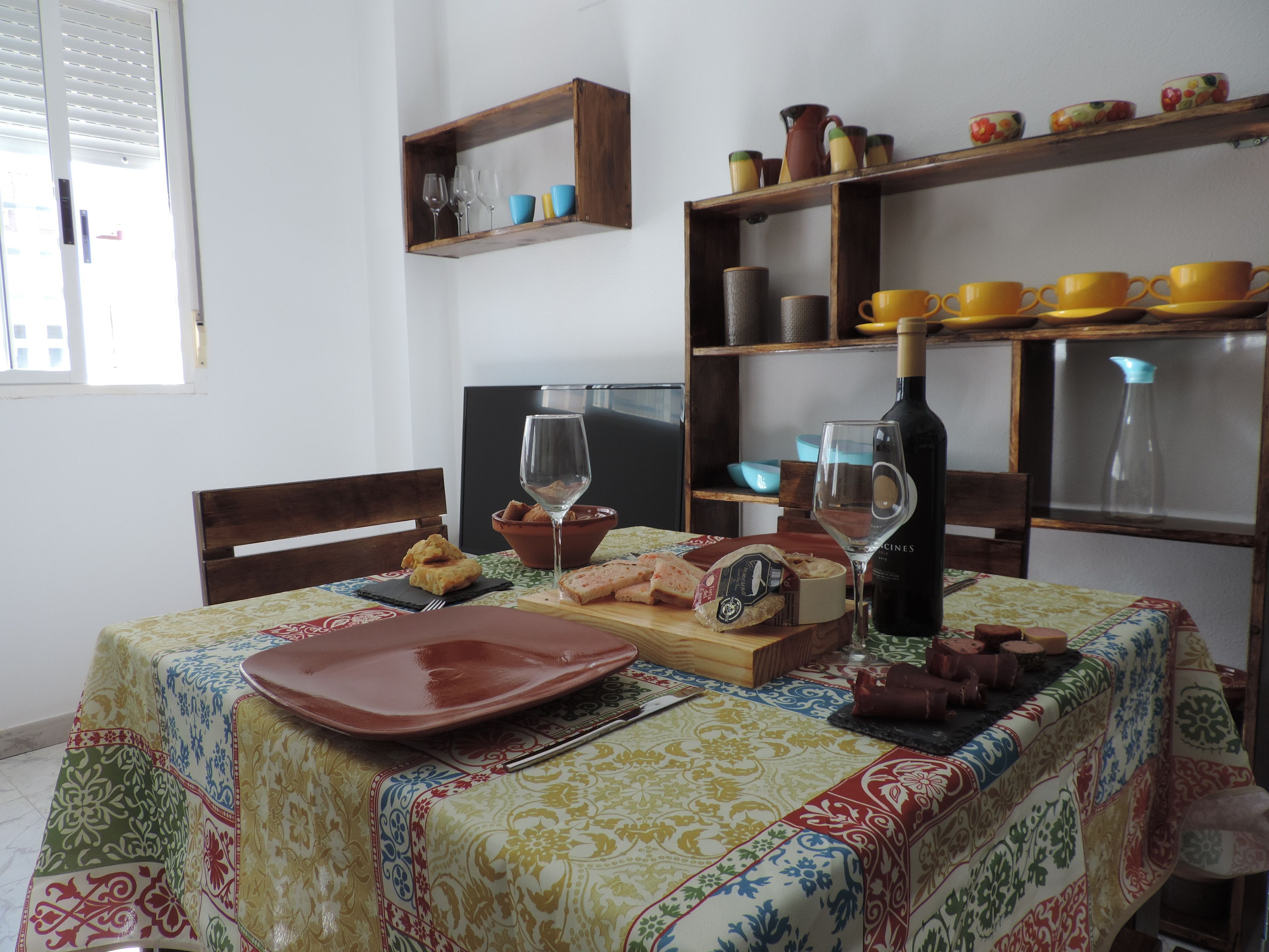 Loft, 1 kamar tidur | Makan di kamar