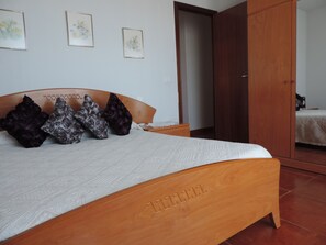 Apartment, 3 Bedrooms | 1 bedroom, memory foam beds, individually decorated - Apartamentos Barbancho (Casar de Caceres)