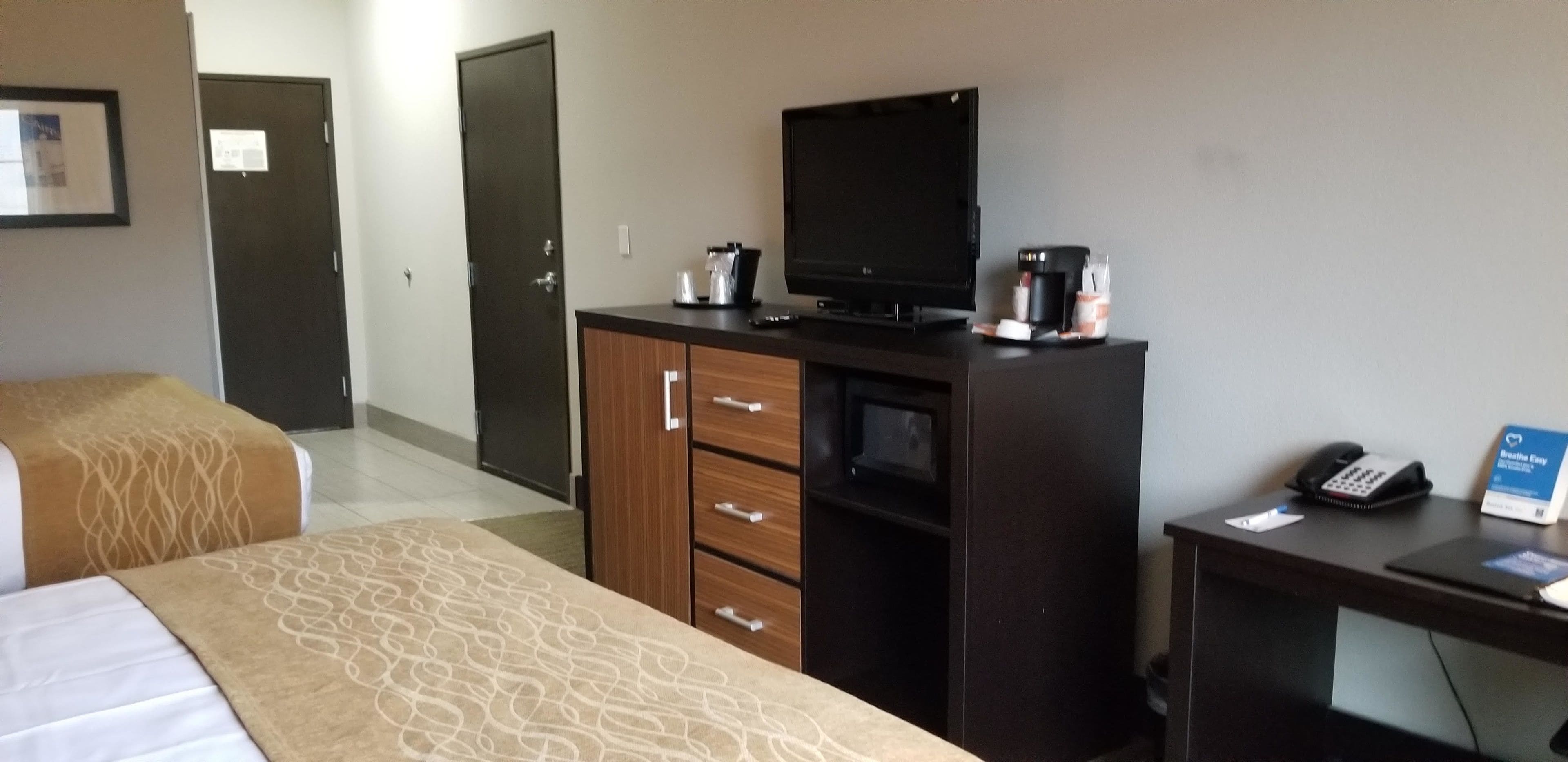 desk, iron/ironing board, free cots/infant beds, free wifi