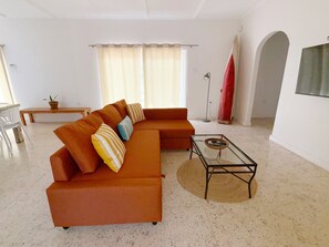 2-Bedroom Apartment | Living area