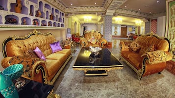 Sala de estar en el lobby