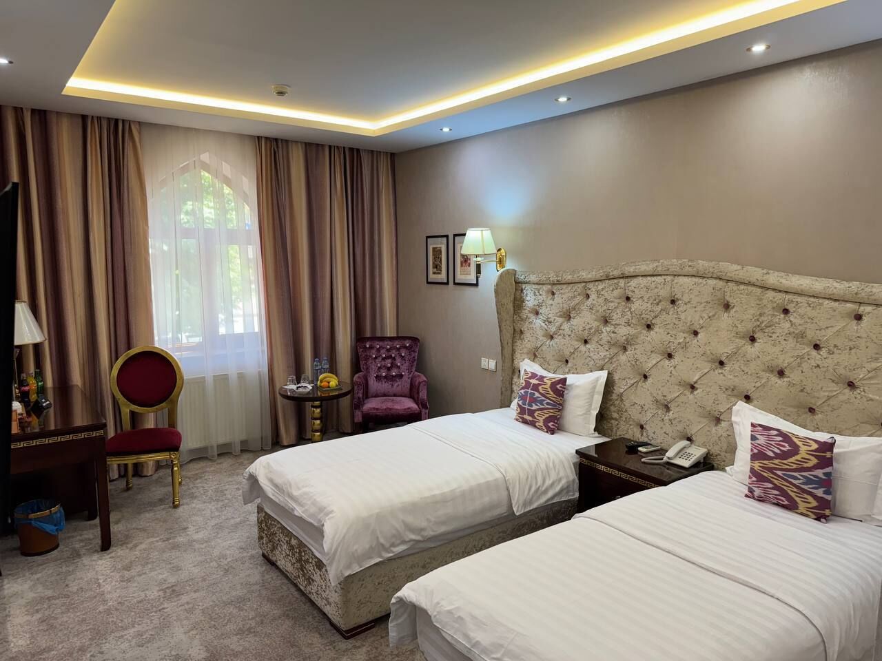 standard twin room | 1 bedroom, premium bedding, down duvets, in-room safe