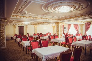 Colazione a buffet inclusa, servita tutte le mattine