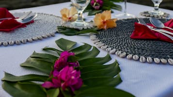 Breakfast, lunch, dinner served; international cuisine, pool views