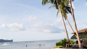 2 piscinas al aire libre