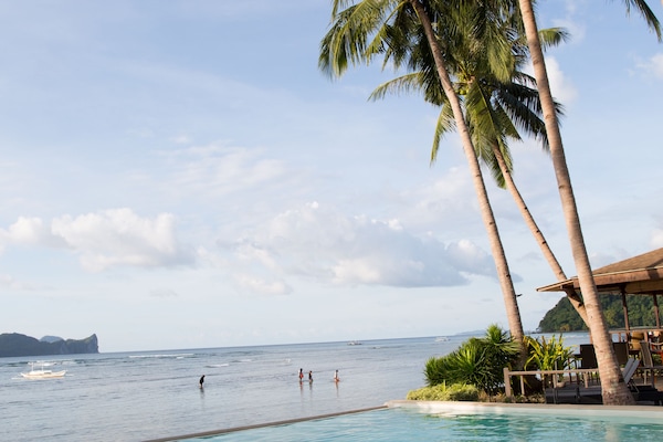 2 piscine all'aperto