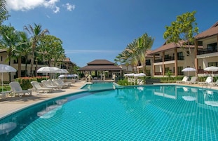 2 outdoor pools, pool umbrellas, sun loungers