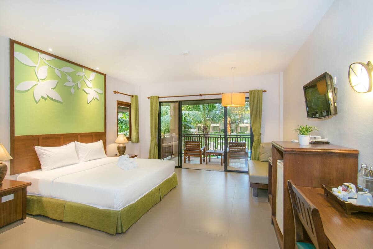 Cottage Room | 高級寢具、迷你吧、房內夾萬、書桌
