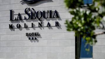 Fachada del alojamiento