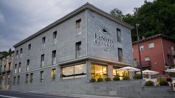 Fachada del alojamiento