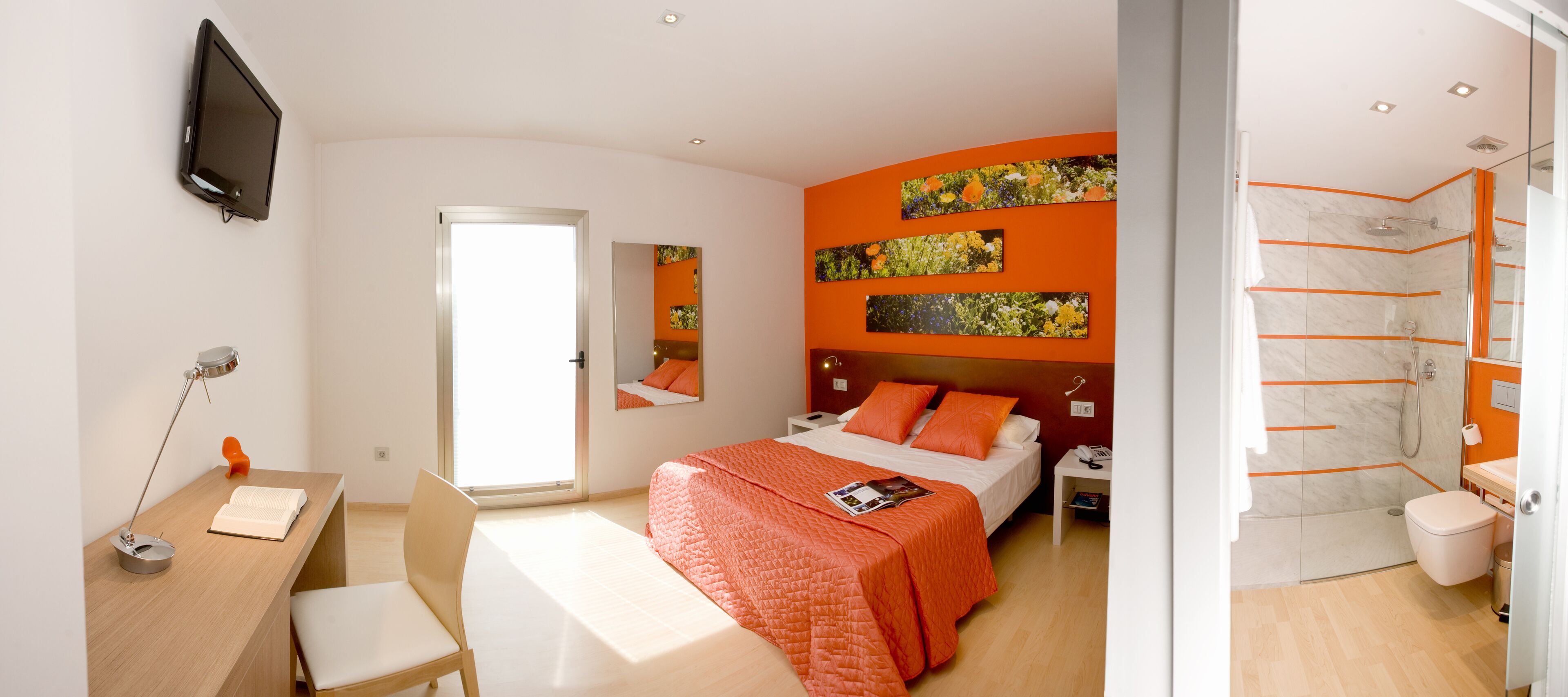 down duvets, in-room safe, desk, laptop workspace