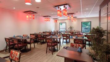 Daily buffet breakfast (EUR 11 per person)