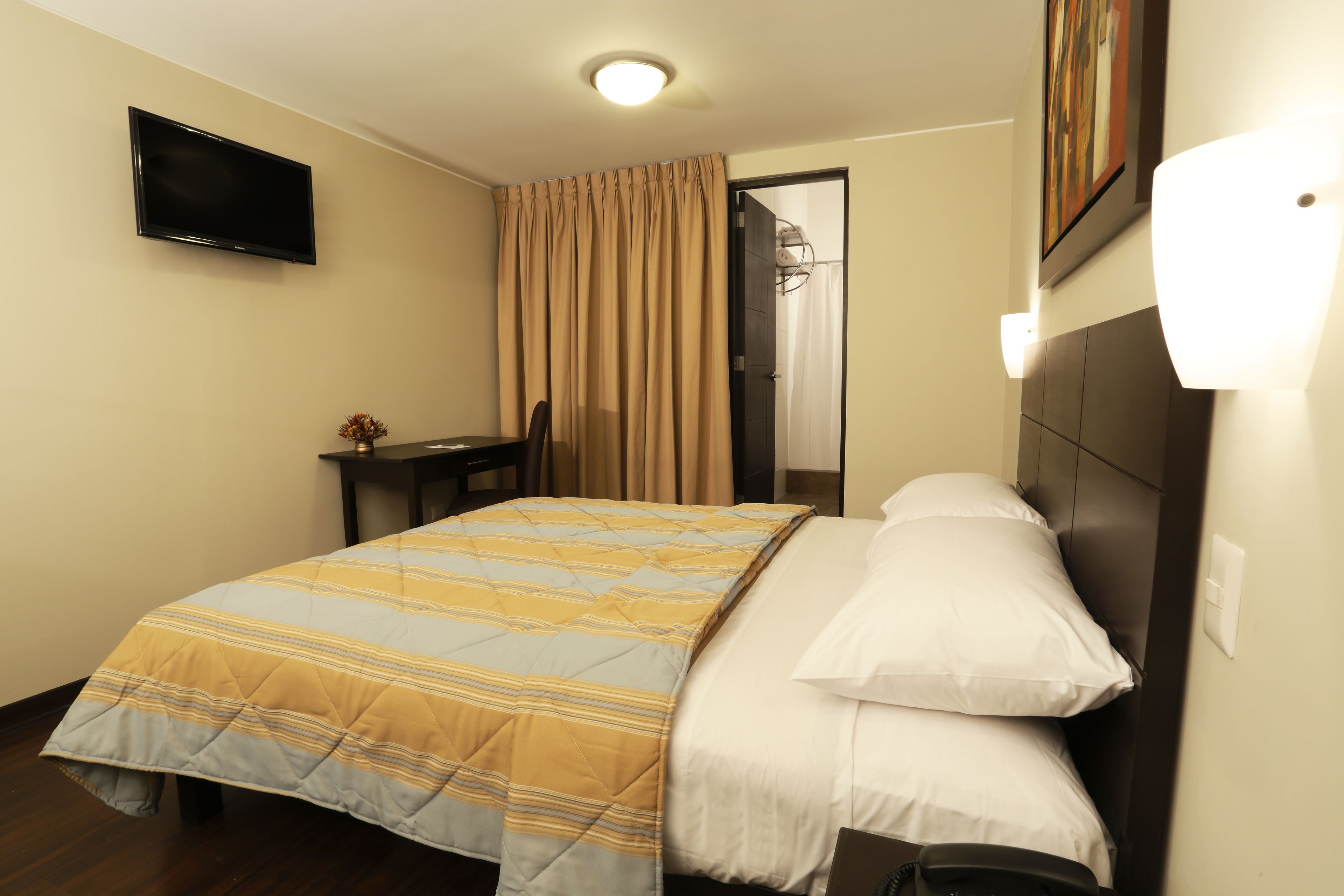 double room | in-room safe, desk, rollaway beds, free wifi