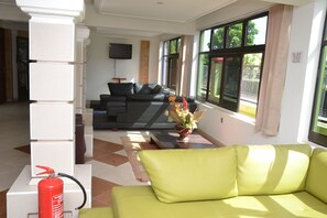 エグゼクティブ ラウンジ