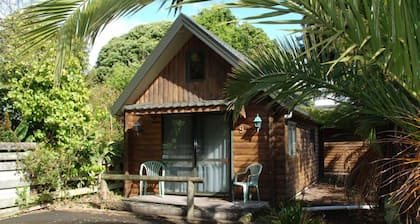 Cottage Park Motor Lodge and Conference Centre