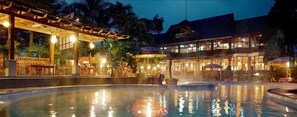 Front of property - evening/night - Sari Ater Hotel & Resort (Ciater)