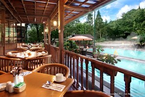 BBQ/picnic area - Sari Ater Hotel & Resort (Ciater)