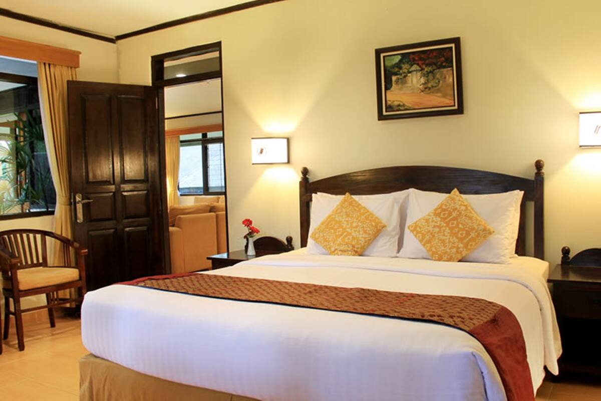 ห้องดีลักซ์ | เตียงเมมโมรีโฟม, มินิบาร์ฟรี, โต๊ะทำงาน, ผ้าม่านกันแสง