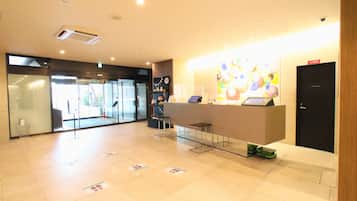 Quầy tiếp tân