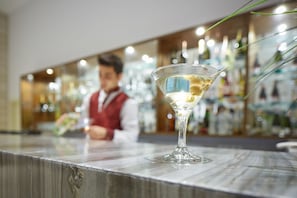 Bar (on property) - Rox Hotel (Istanbul)