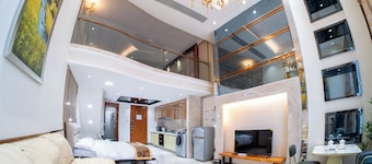 Louidon Mega Apartment of Kam Rueng Plaza/Sunshine