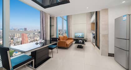 Louidon Mega Duplex Apartment - Beijing Rd
