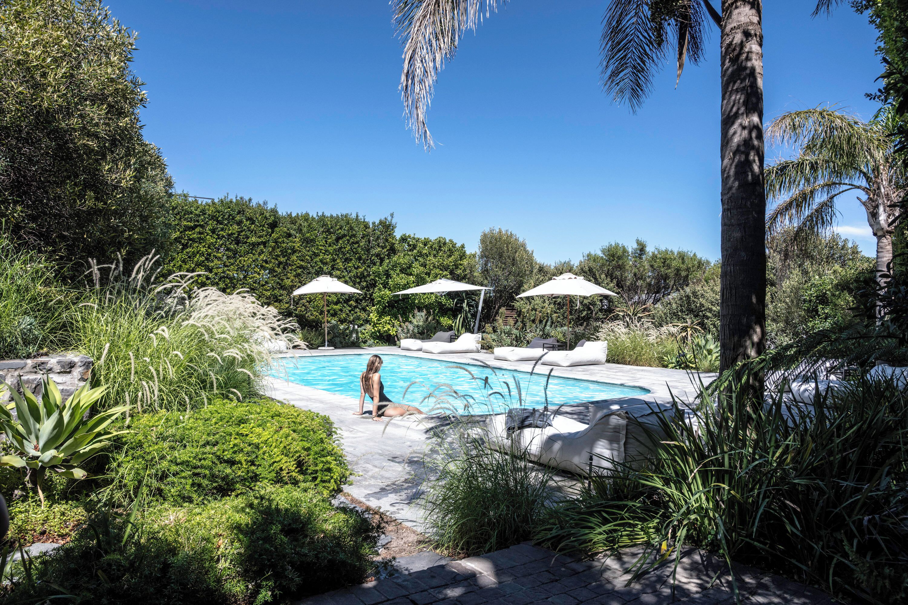 Sovn Experience  | Pool | Outdoor pool, pool umbrellas, pool loungers