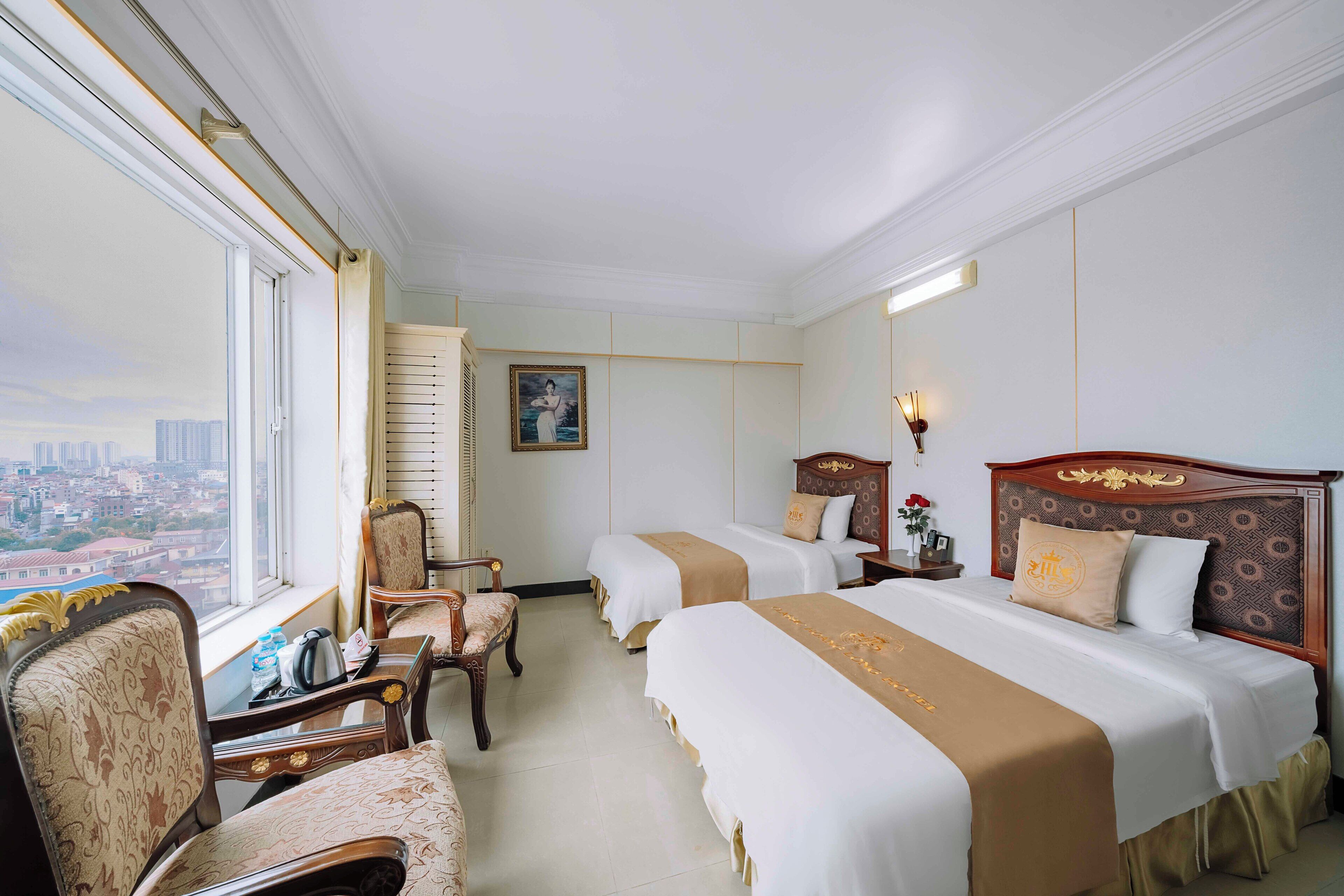 Chambre Supérieure Double ou avec lits jumeaux, vue ville | Minibar, coffres-forts dans les chambres, bureau