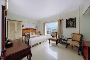 Superior Double or Twin Room, City View | Minibar, in-room safe, desk, laptop workspace - Hoang Long Hotel - Hai Phong Center (Hai Phong)