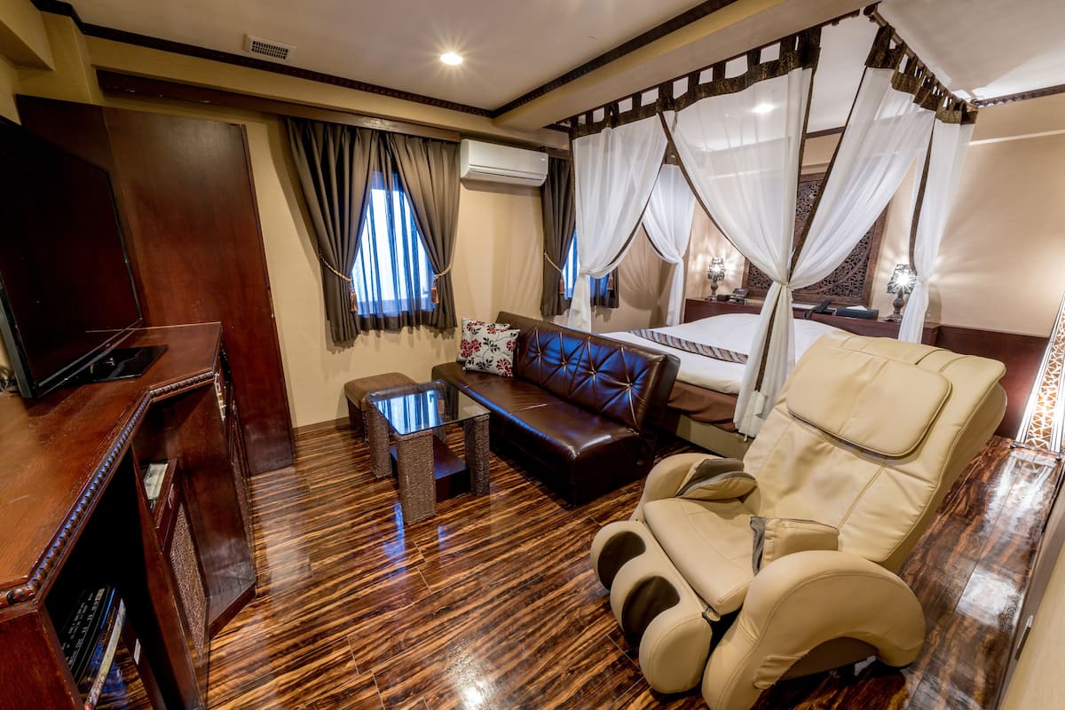 In-room safe, desk, blackout curtains, soundproofing