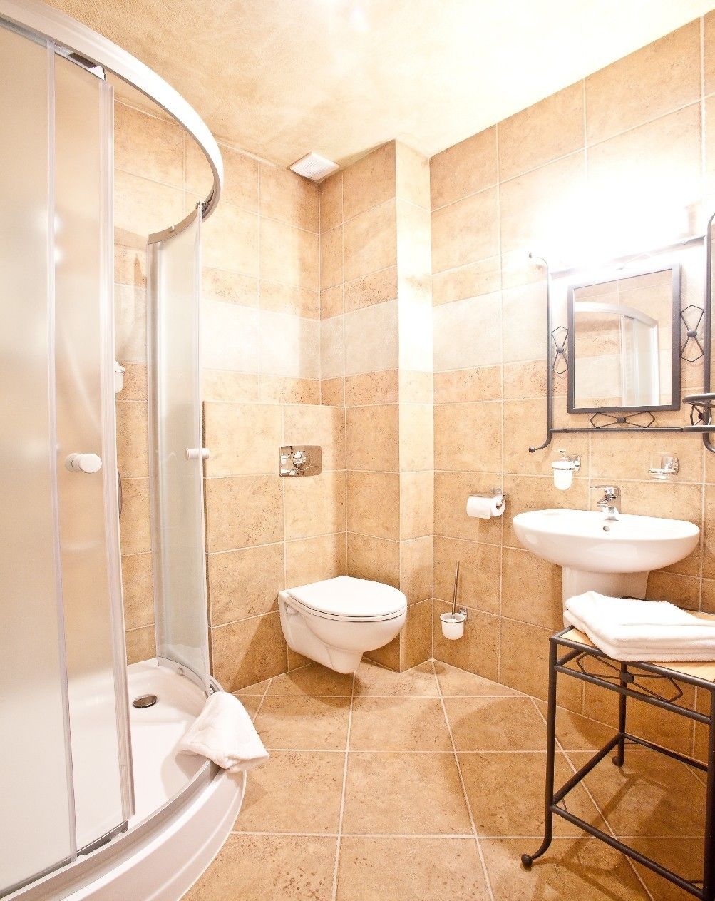 double or twin room | bathroom | shower, free toiletries, hair dryer, towels