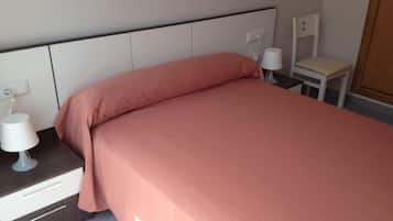 Premium bedding, in-room safe, cots/infant beds, rollaway beds
