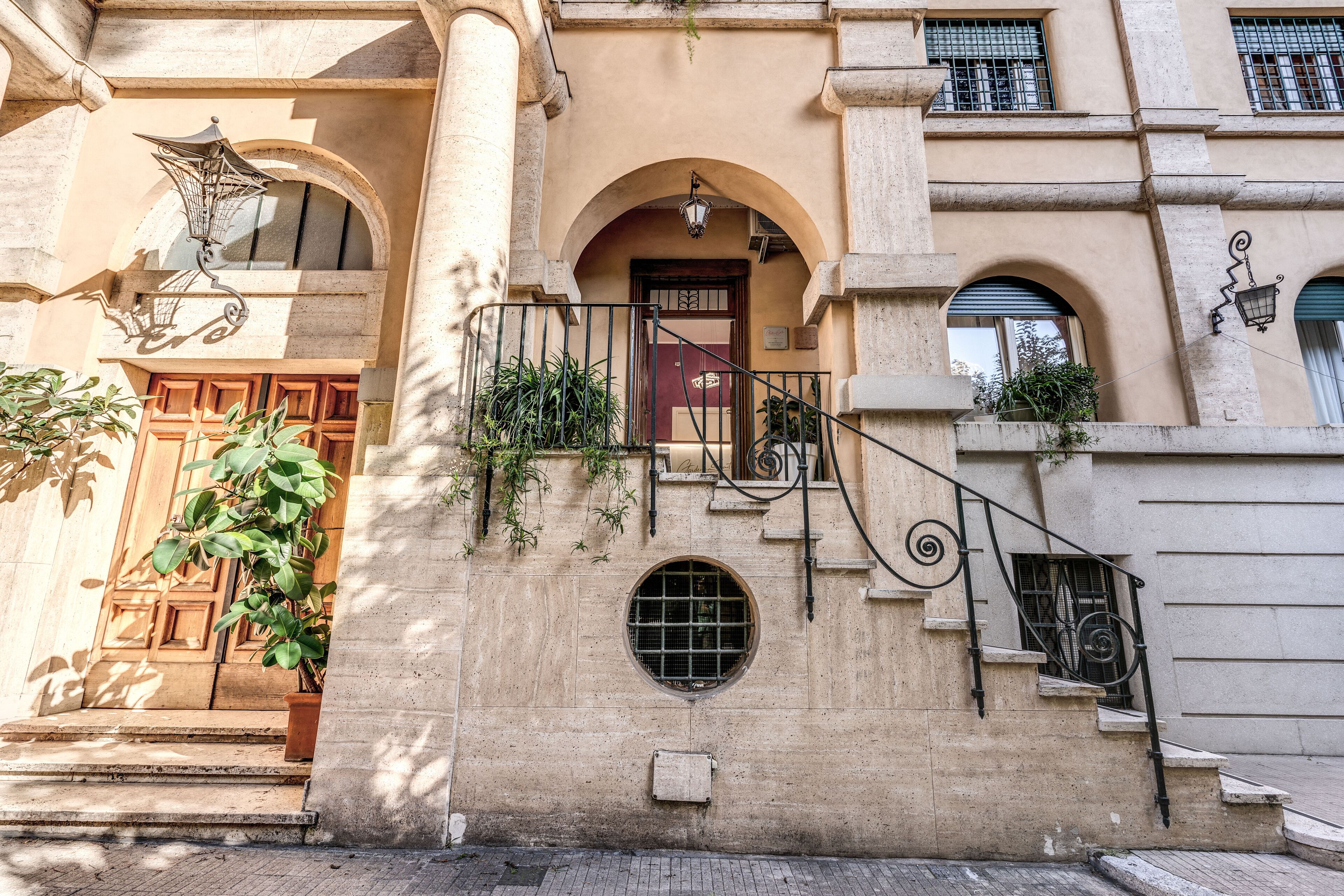 บริเวณภายนอก