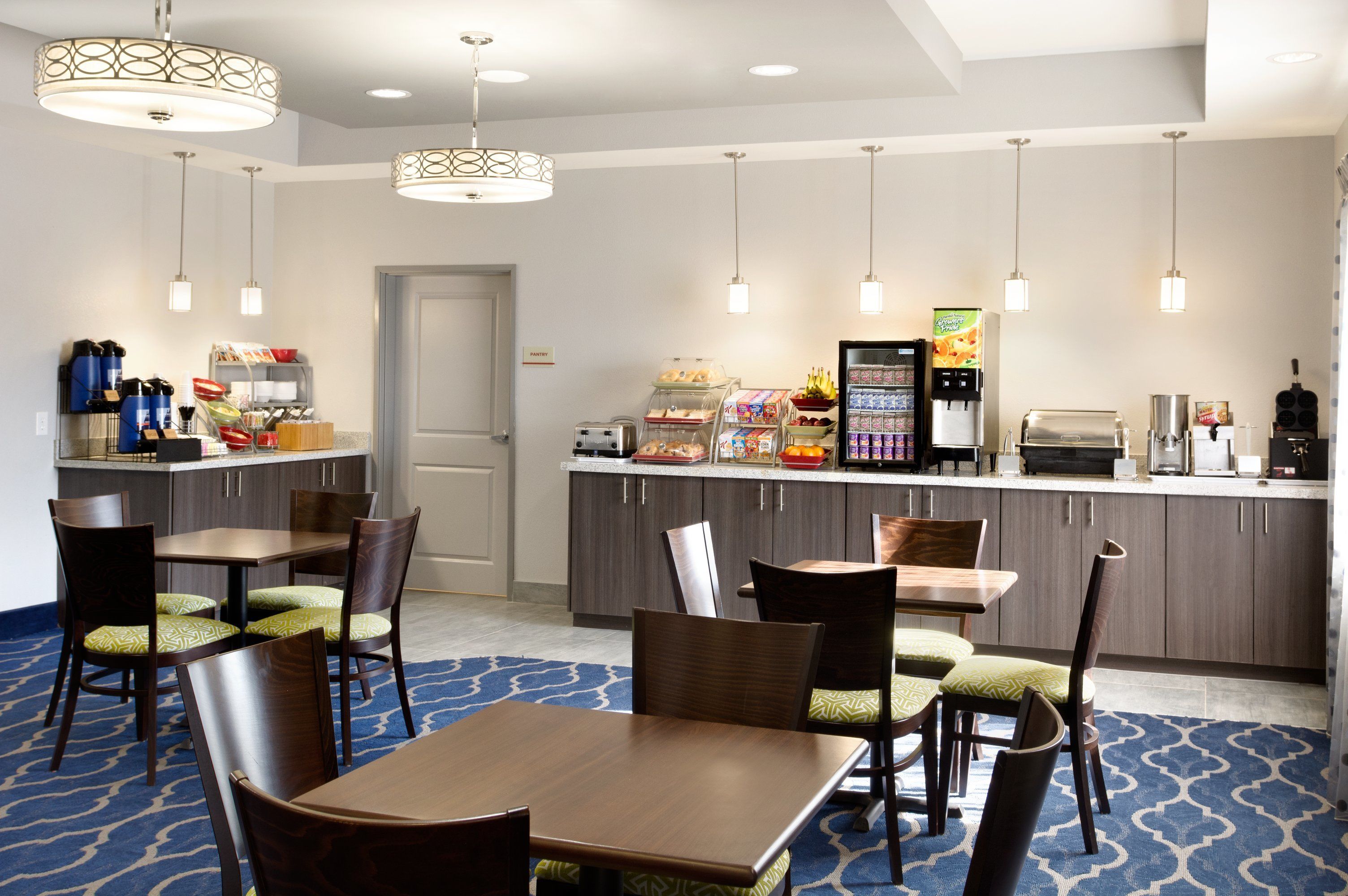 free daily on-the-go breakfast