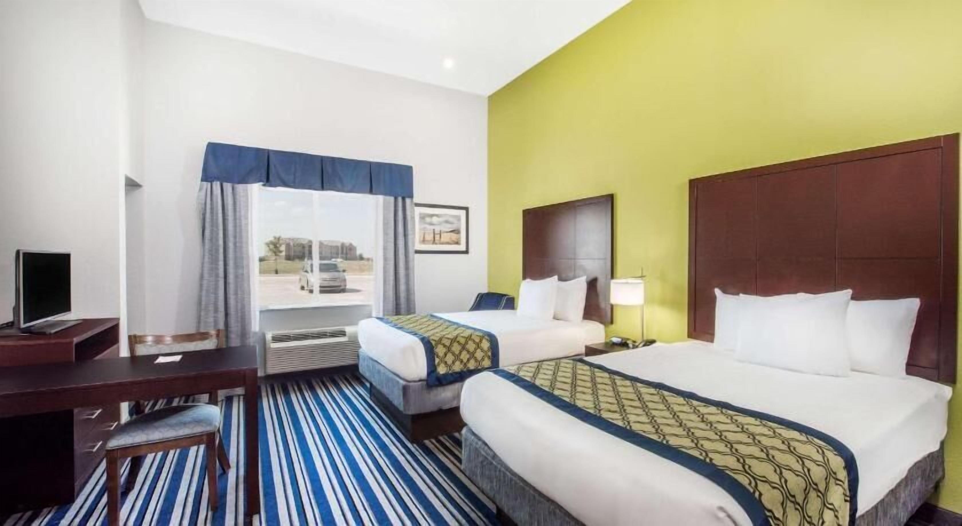 Desk, iron/ironing board, free cribs/infant beds, free WiFi