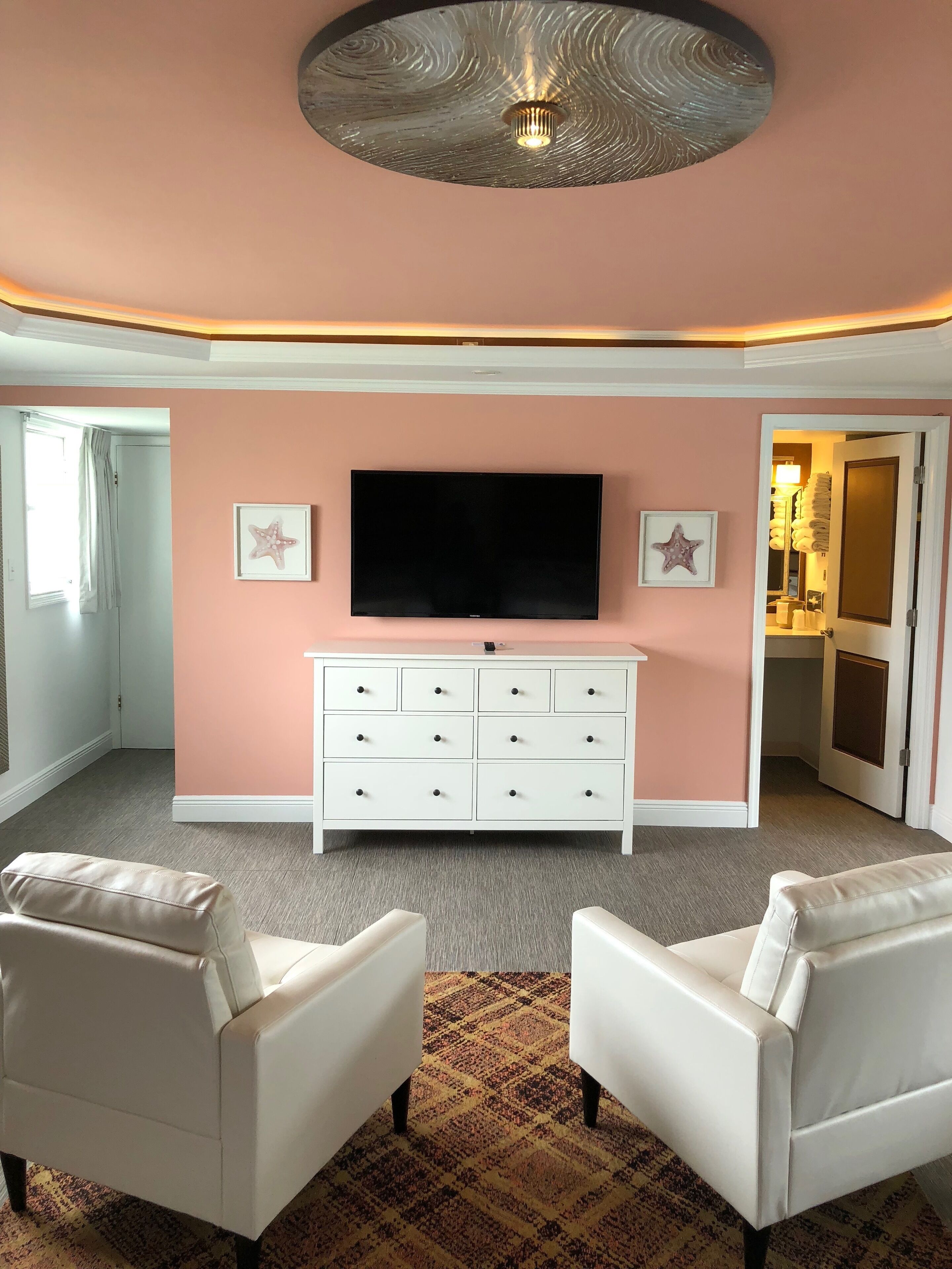 deluxe room, 2 queen beds, kitchen | living area | tv