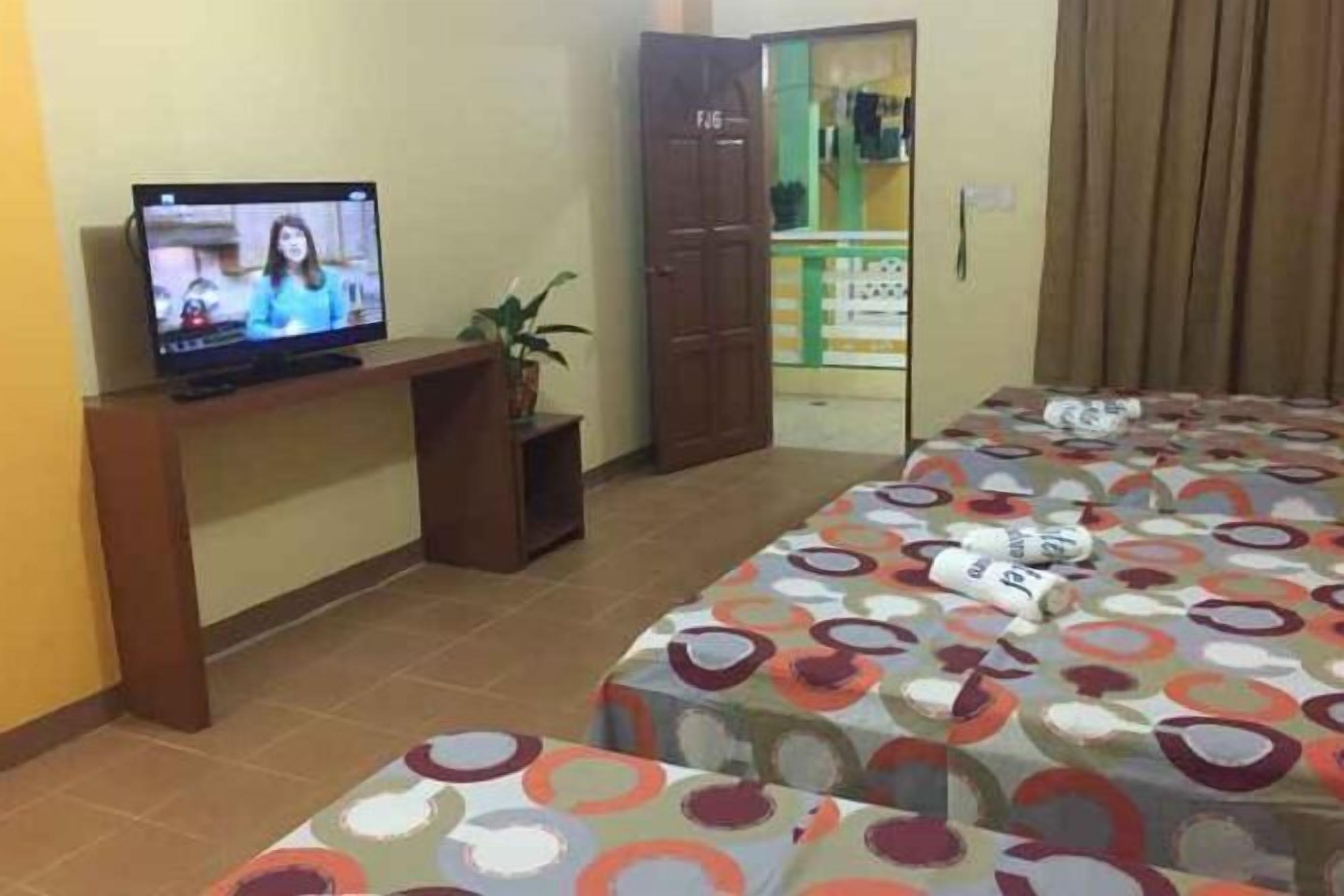 Skrivebord og sengetøy